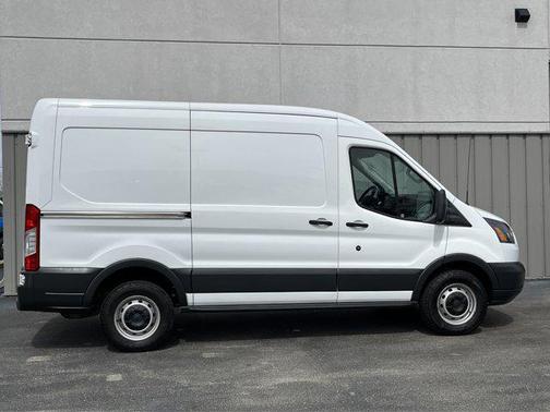 2015 Ford Transit-250 Base