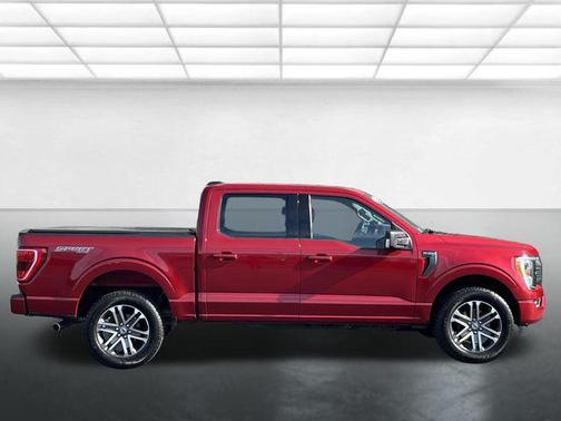 Rapid Red Metallic Tinted Clearcoat 2021 Ford F-150 XLT