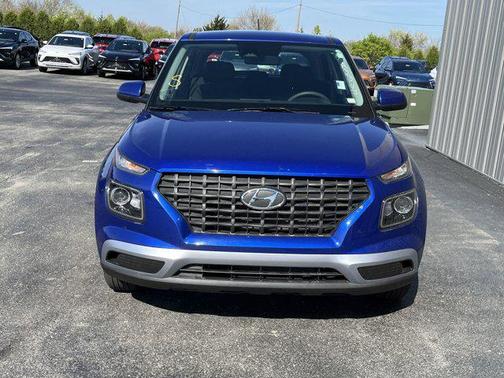 2024 Hyundai VENUE SE