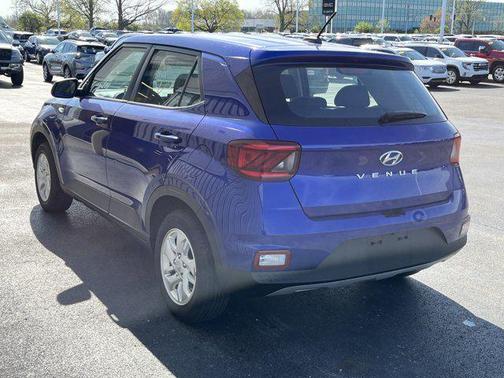 2024 Hyundai VENUE SE
