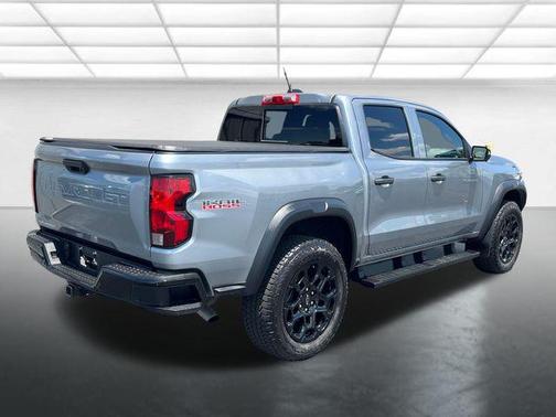 Sterling Gray Metallic 2026 Chevrolet Colorado Trail Boss