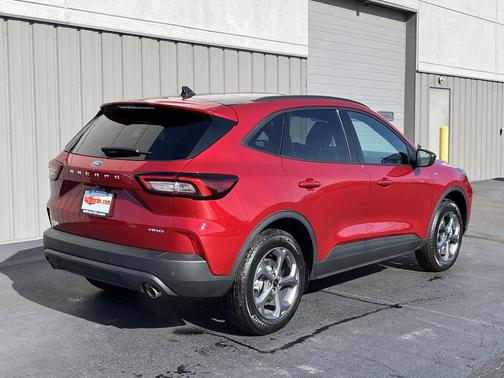 2026 Ford Escape ST-Line