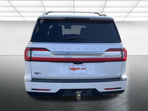 White Platinum Clearcoat Metallic 2019 Lincoln Navigator L Reserve