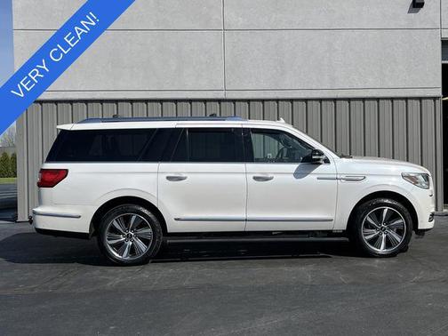 White Platinum Clearcoat Metallic 2019 Lincoln Navigator L Reserve