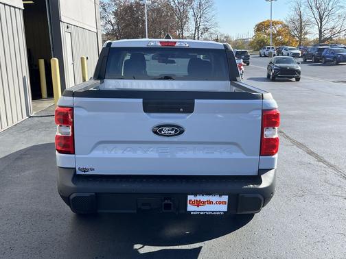 2025 Ford Maverick XL