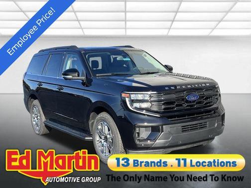 Agate Black Metallic 2026 Ford Expedition Active