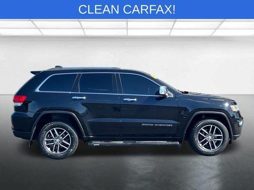 Diamond Black Crystal Pearlcoat 2017 Jeep Grand Cherokee Limited