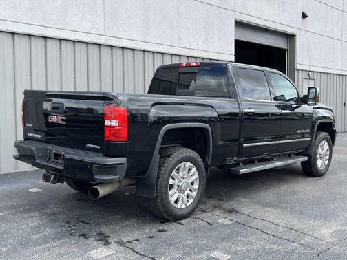 2017 GMC Sierra 3500 Denali
