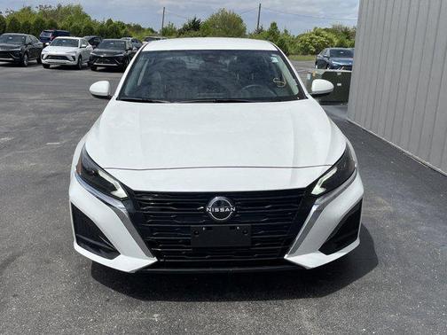 2023 Nissan Altima S FWD