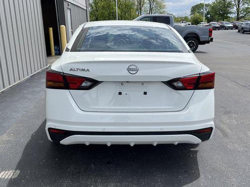 2023 Nissan Altima S FWD