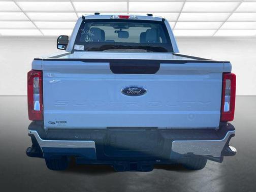 Oxford White 2026 Ford F-250 XL