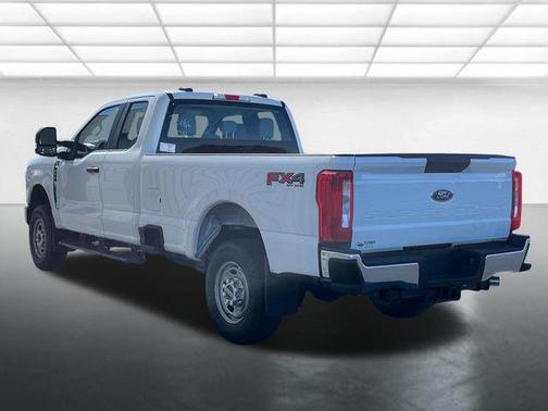 Oxford White 2026 Ford F-250 XL