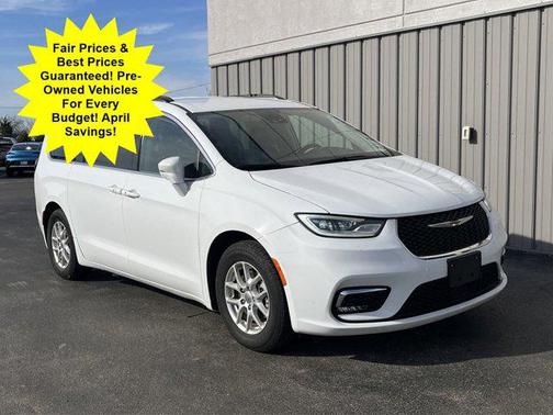 2022 Chrysler Pacifica Touring L