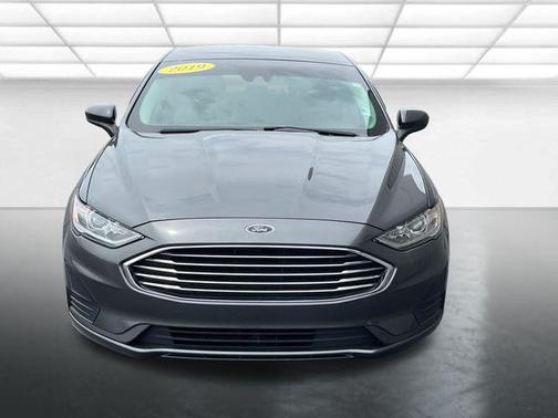 Magnetic Metallic 2019 Ford Fusion SE