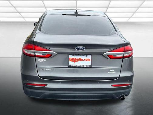 Magnetic Metallic 2019 Ford Fusion SE