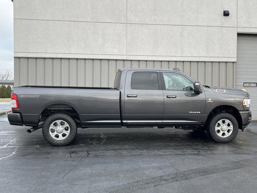 2024 RAM 3500 Big Horn Crew Cab 4x4 8' Box