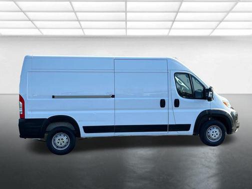 Bright White Clearcoat 2023 RAM ProMaster 2500 High Roof