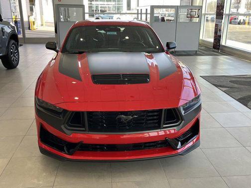 2025 Ford Mustang Dark Horse Fastback