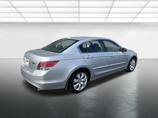 Alabaster Silver Metallic 2009 Honda Accord EX-L