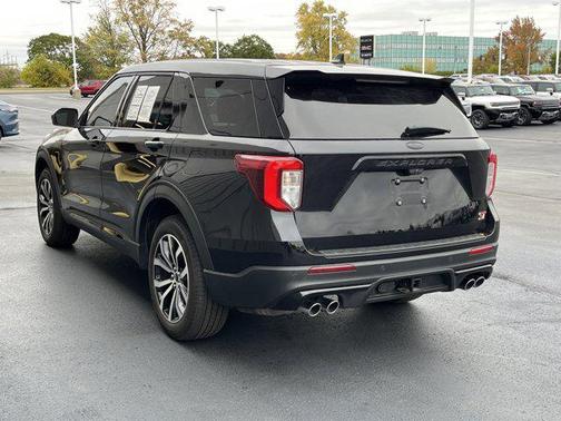 2022 Ford Explorer ST