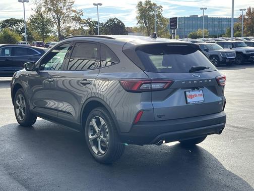 2026 Ford Escape ST-Line Select