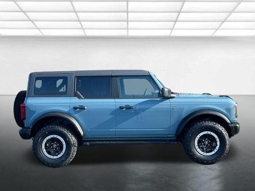 Area 51 2023 Ford Bronco Black Diamond