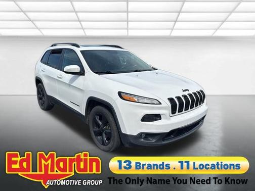 Bright White Clearcoat 2016 Jeep Cherokee Altitude