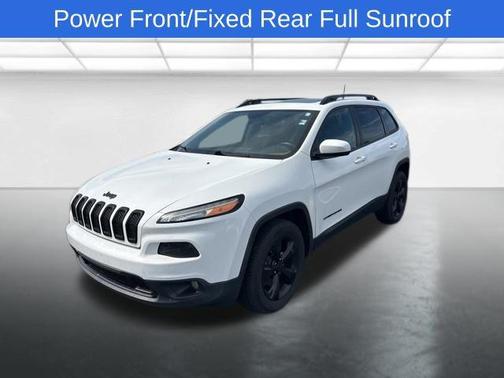 Bright White Clearcoat 2016 Jeep Cherokee Altitude