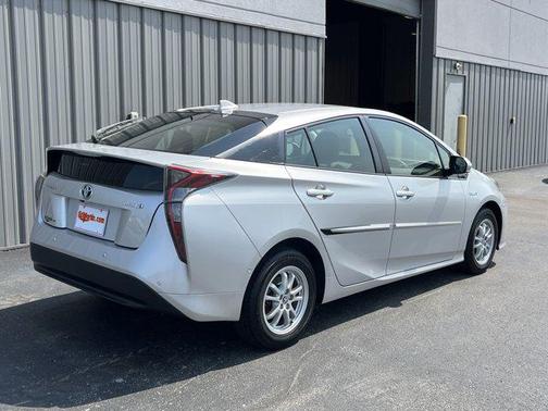 2018 Toyota Prius Three