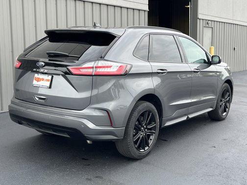 2022 Ford Edge ST Line
