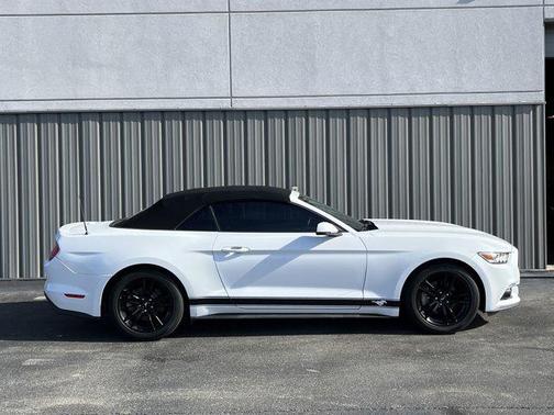 2017 Ford Mustang EcoBoost Premium