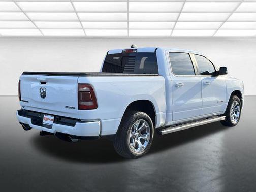 Bright White Clearcoat 2019 RAM 1500 Big Horn
