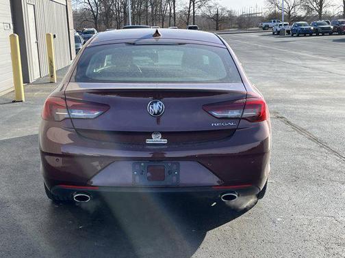 2019 Buick Regal Sportback FWD Essence