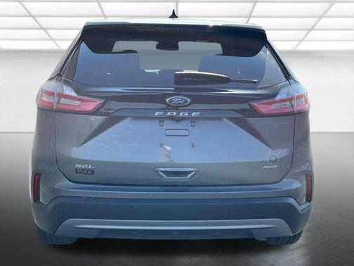 Gray Metallic 2023 Ford Edge SEL