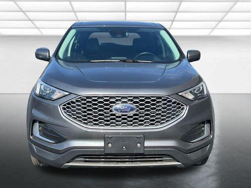 Gray Metallic 2023 Ford Edge SEL