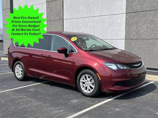 2020 Chrysler Voyager LX