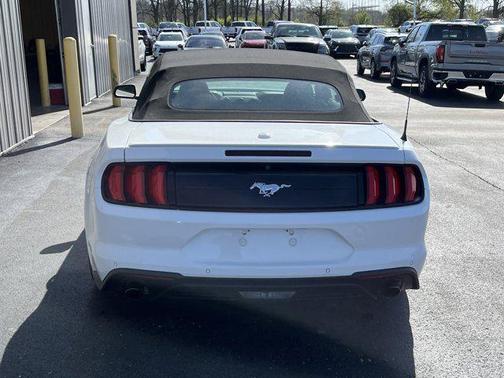 2022 Ford Mustang EcoBoost Premium