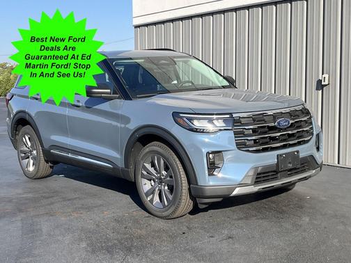 2025 Ford Explorer Active