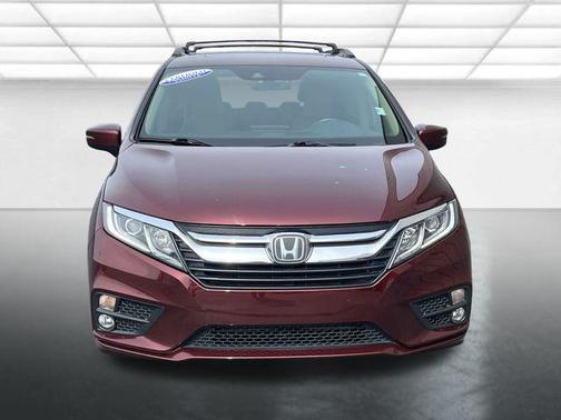 Deep Scarlet Pearl 2019 Honda Odyssey EX-L