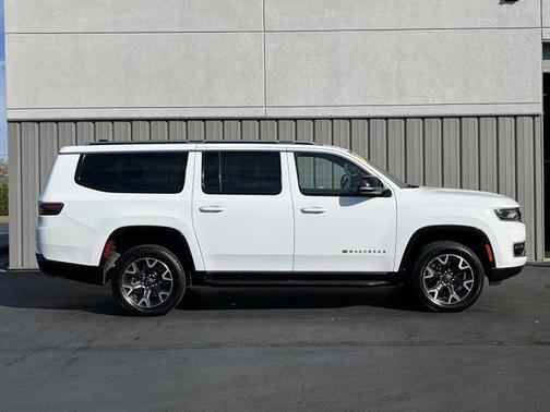 2024 Jeep Wagoneer L Series III 4x4