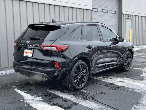 2023 Ford Escape ST-Line Elite