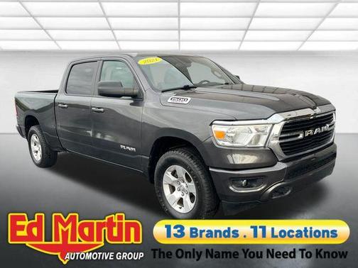 Granite Crystal Metallic Clearcoat 2021 RAM 1500 Big Horn/Lone Star