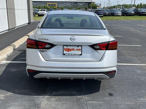 2024 Nissan Altima S FWD