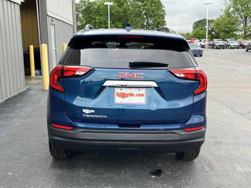 2021 GMC Terrain SLE