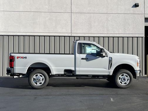 2026 Ford F-350 XLT