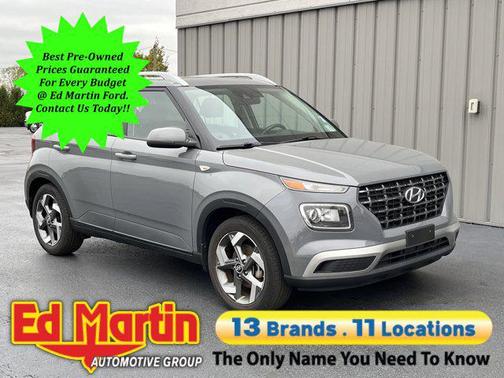 2022 Hyundai VENUE SEL