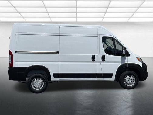 Bright White Clearcoat 2025 RAM ProMaster 1500 Base