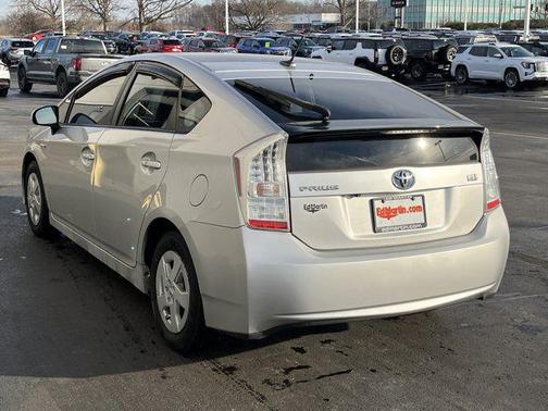 2010 Toyota Prius III
