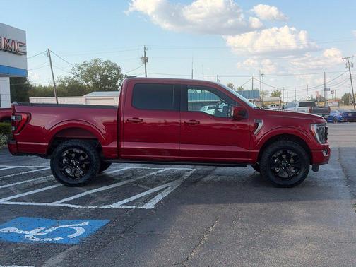 Rapid Red Metallic Tinted Clearcoat 2023 Ford F-150 Platinum