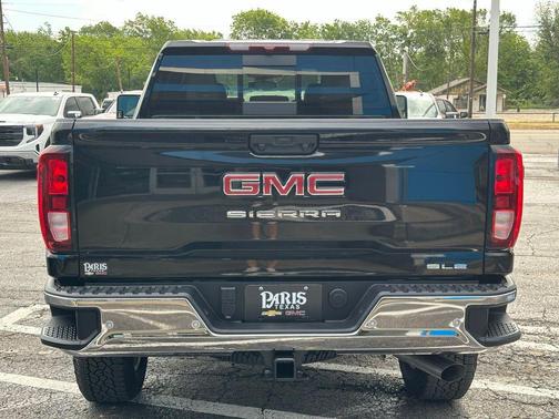 Onyx Black 2026 GMC Sierra 2500 SLE